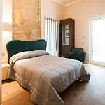 Rooms Via Diaz
