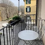 Piazza Mascheroni Home