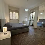 Centrale E Spazioso Con 3 Camere, 3 Bagni E Terrazzo