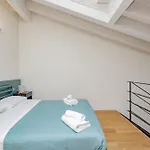 Flo Suite Three 3