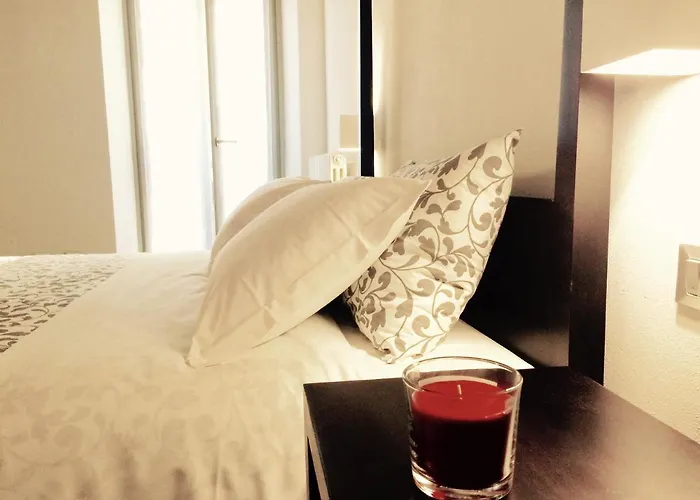 Moira Rooms