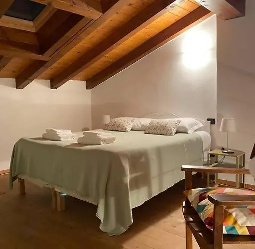 Johnny Suites Bergamo Alta