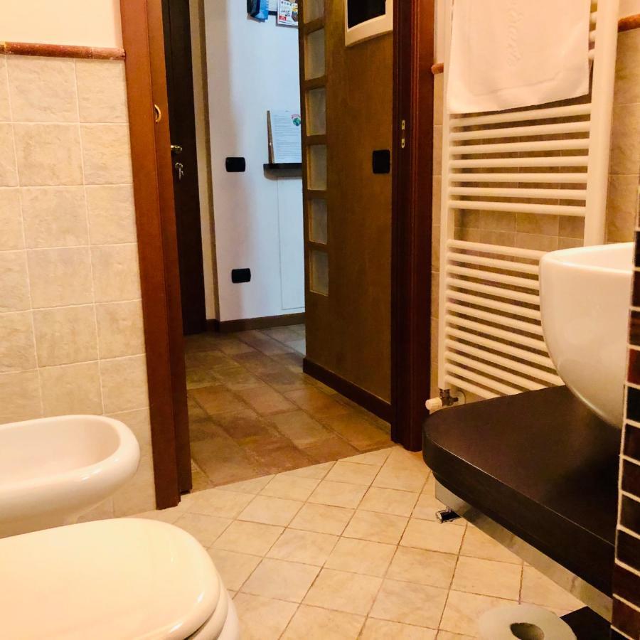 Easy Airport Sleep Fly Parking Apartment