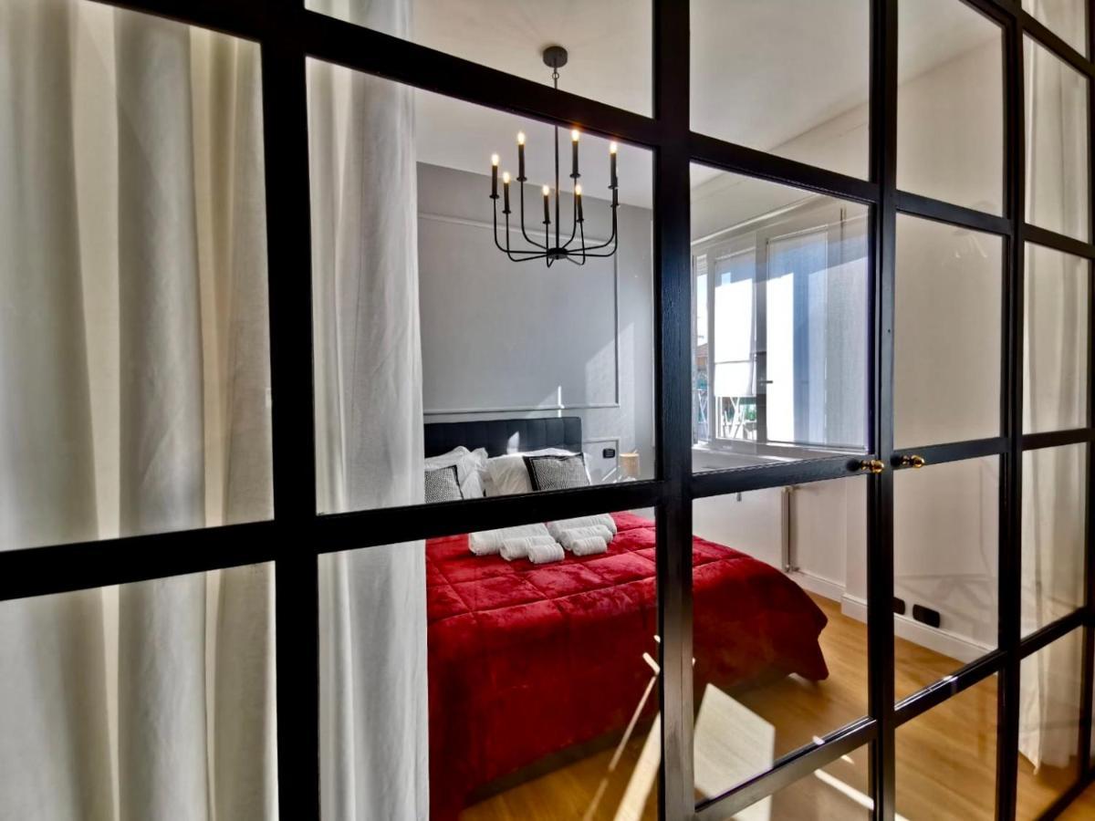 Chiclife - Florentin Downtown