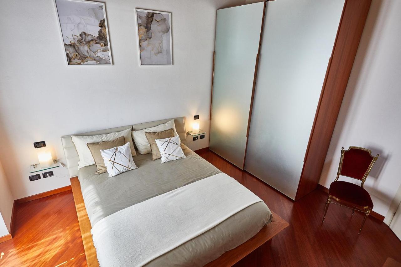 Luxury Design Loft - Piazza Pontida Apartment Bergamo