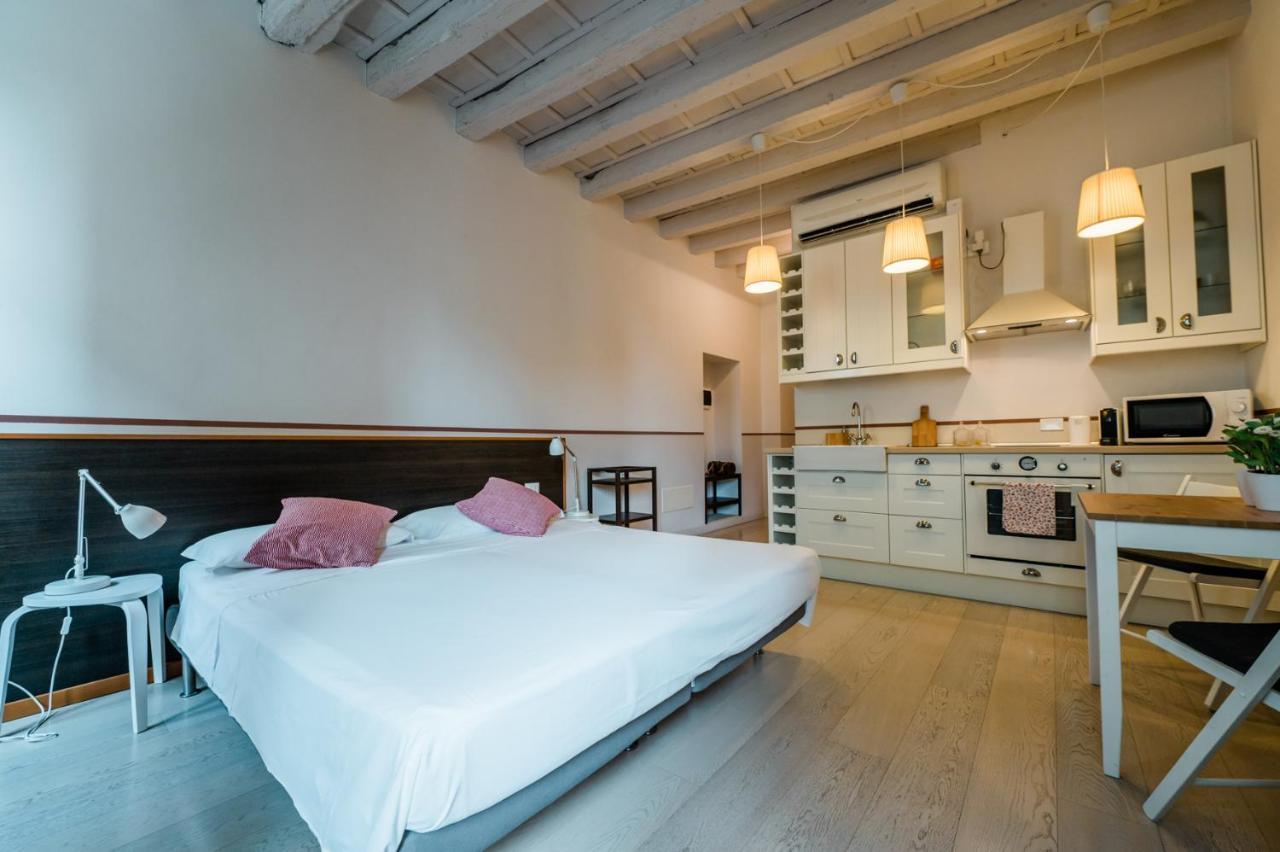 Art Street Studio Apartment
