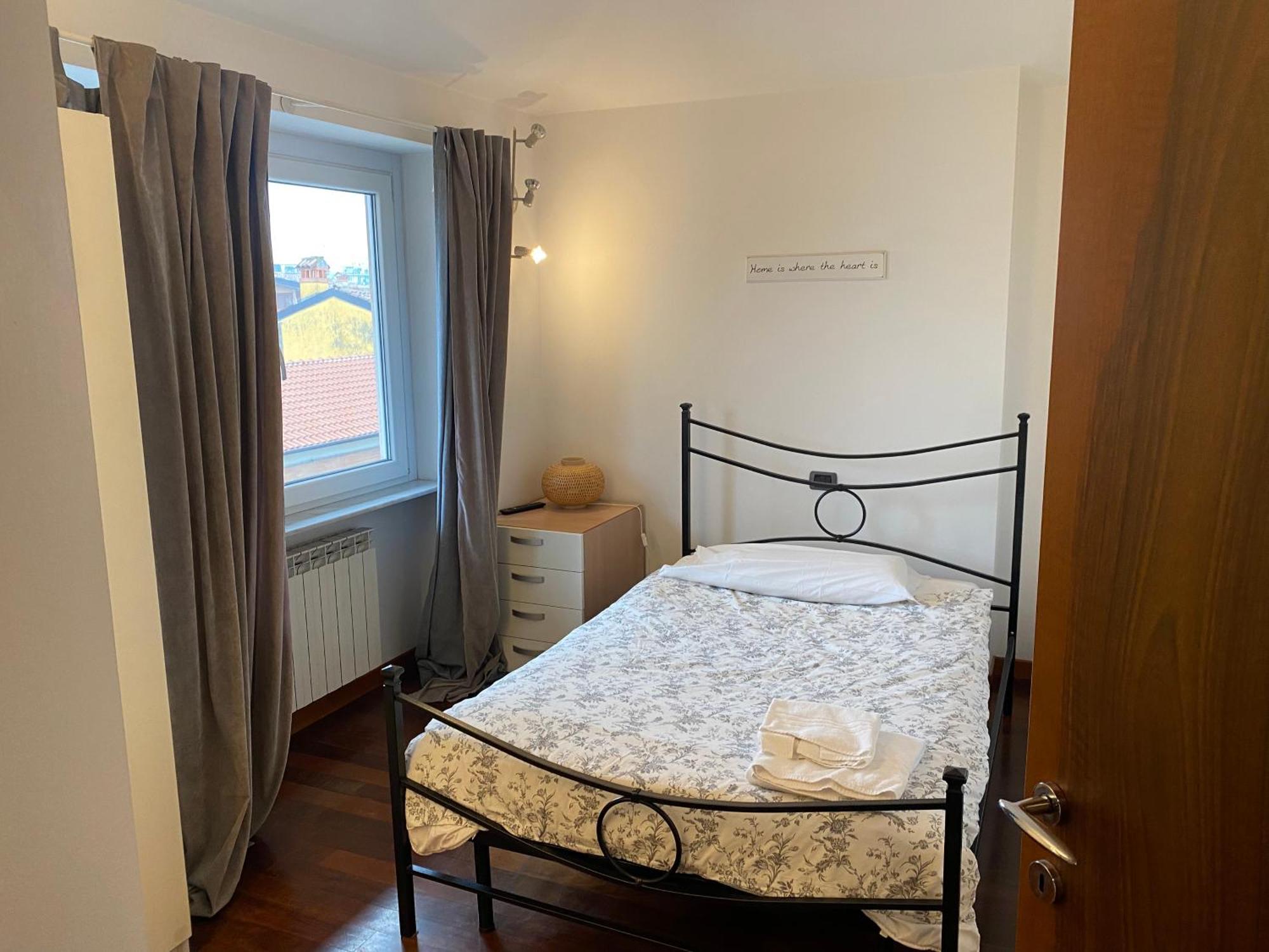 Myroom Guest house