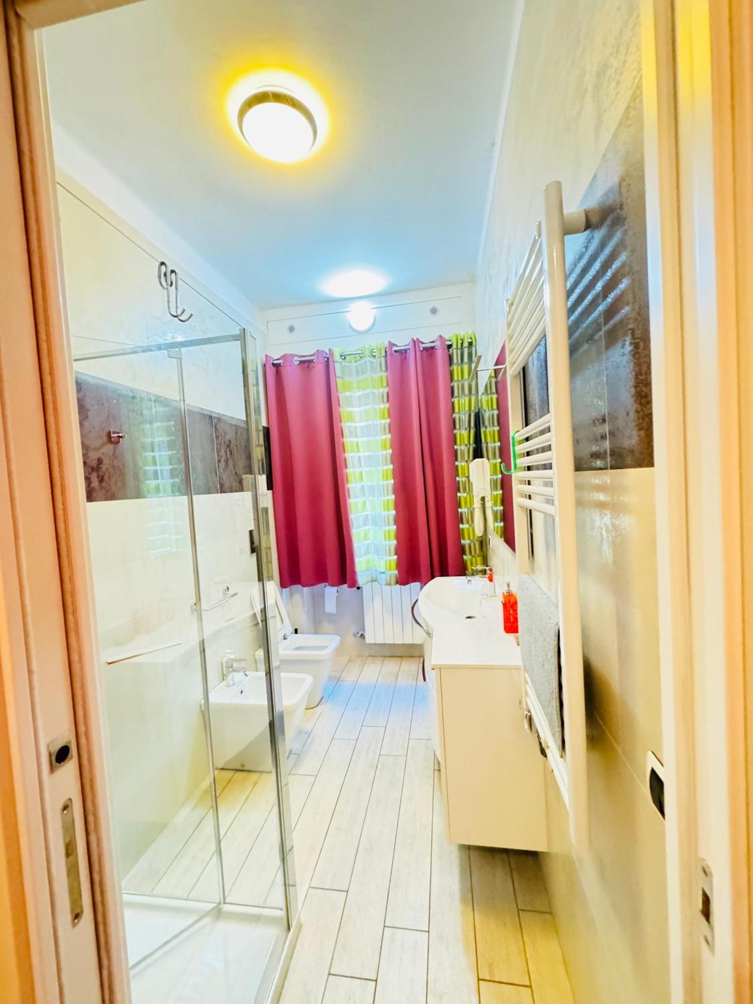 Bed & Breakfast Smart House Rooms Central Luxury