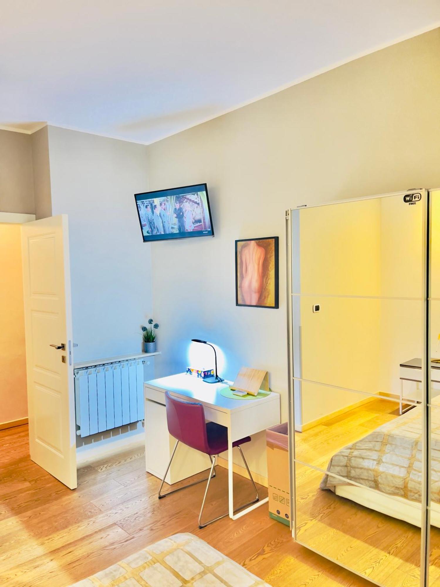 Bed & Breakfast Smart House Rooms Central Luxury