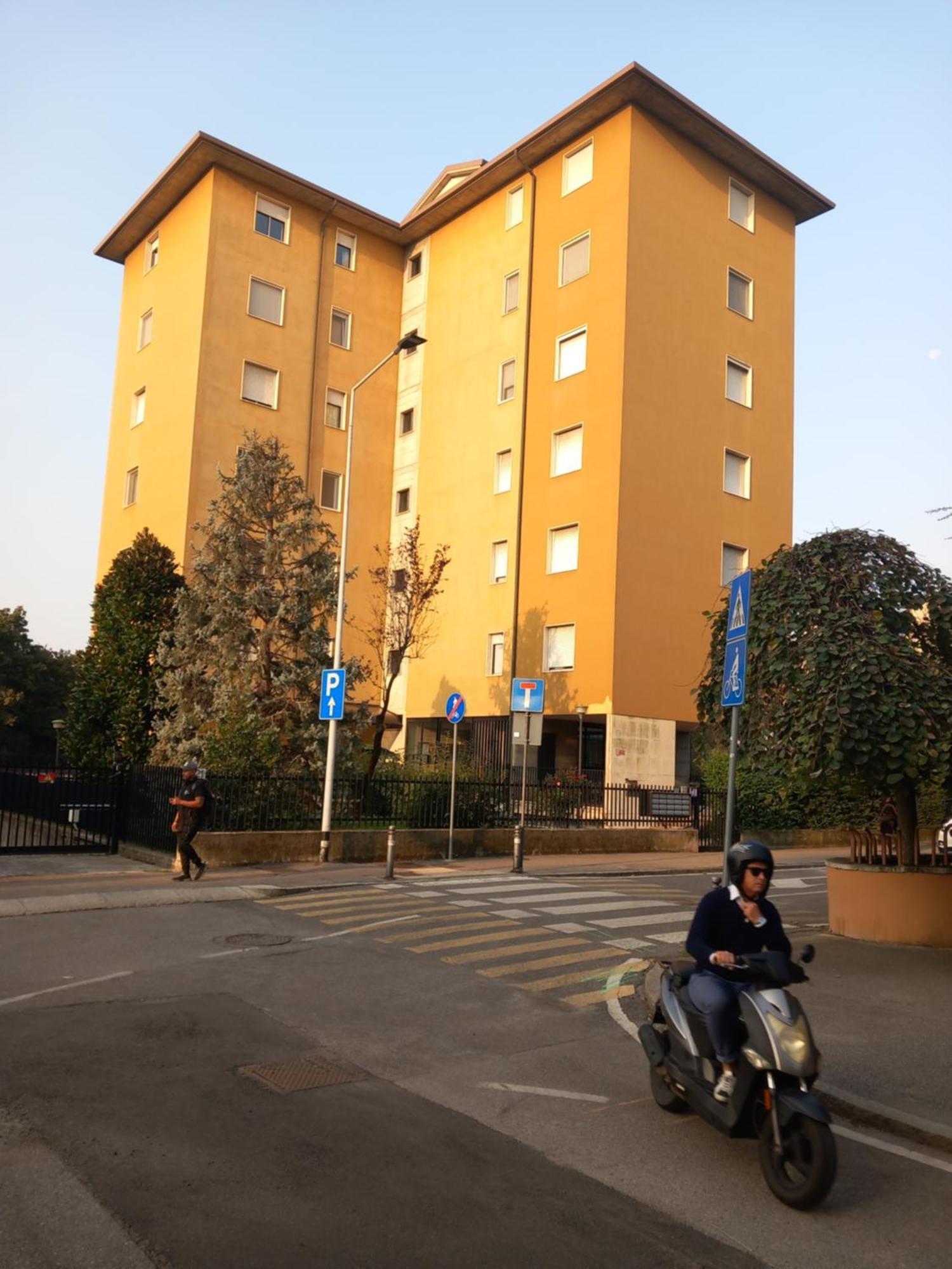 Via Caprera 23 24127 Bergamo, Italia Apartment