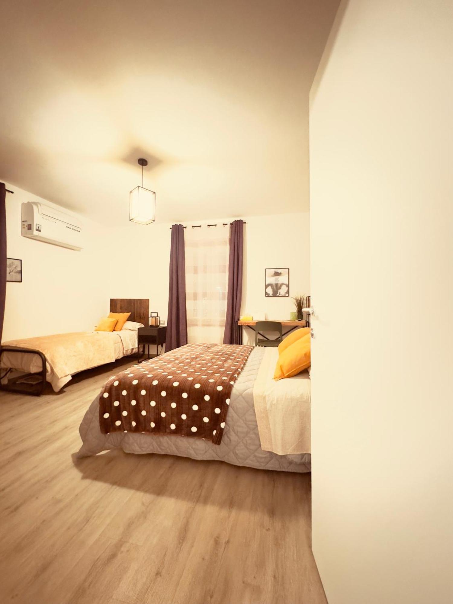 Smart Gold Elegant Style Bergamo