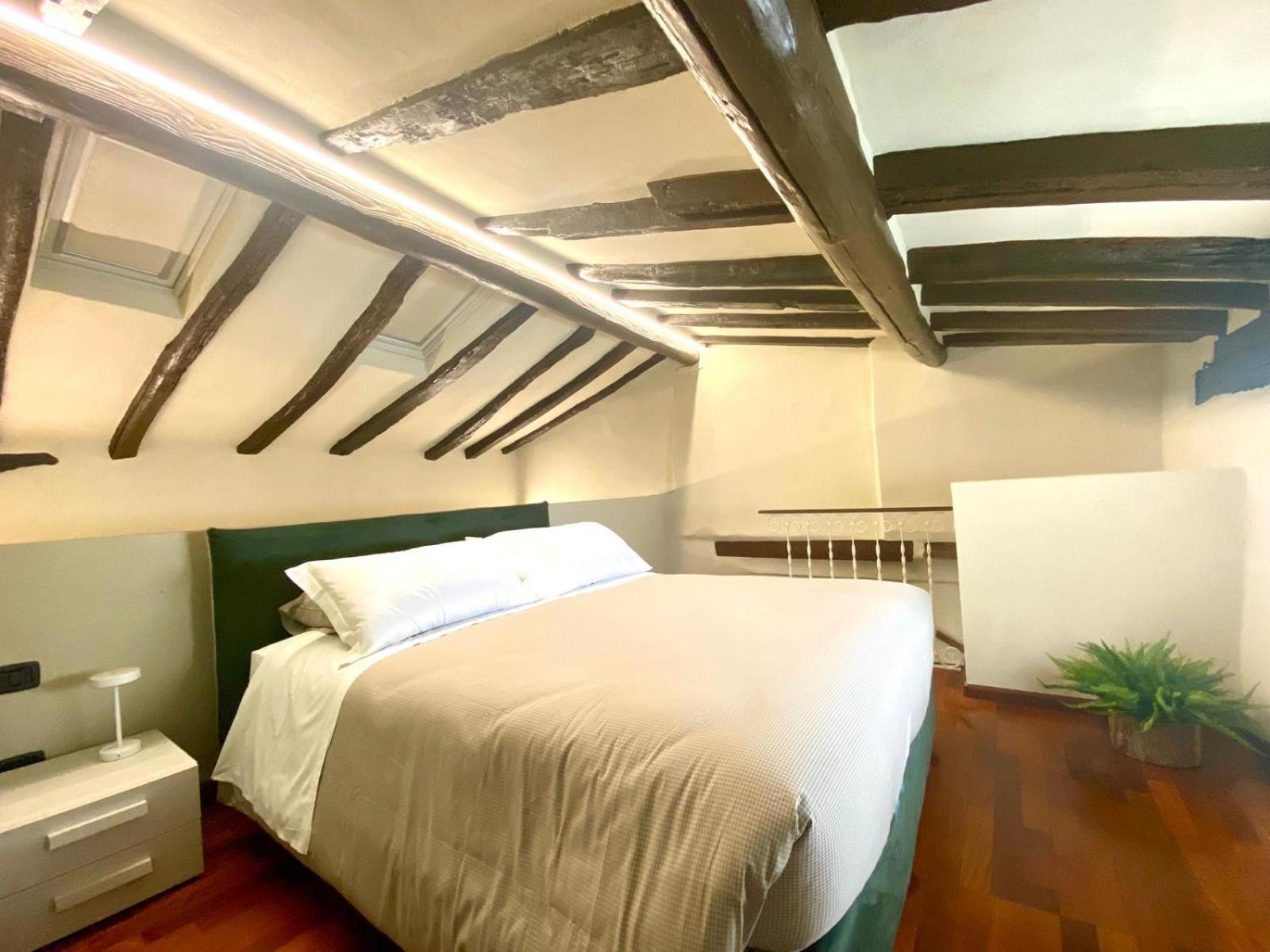 La Casa Di Mat Charme&relax Apartment