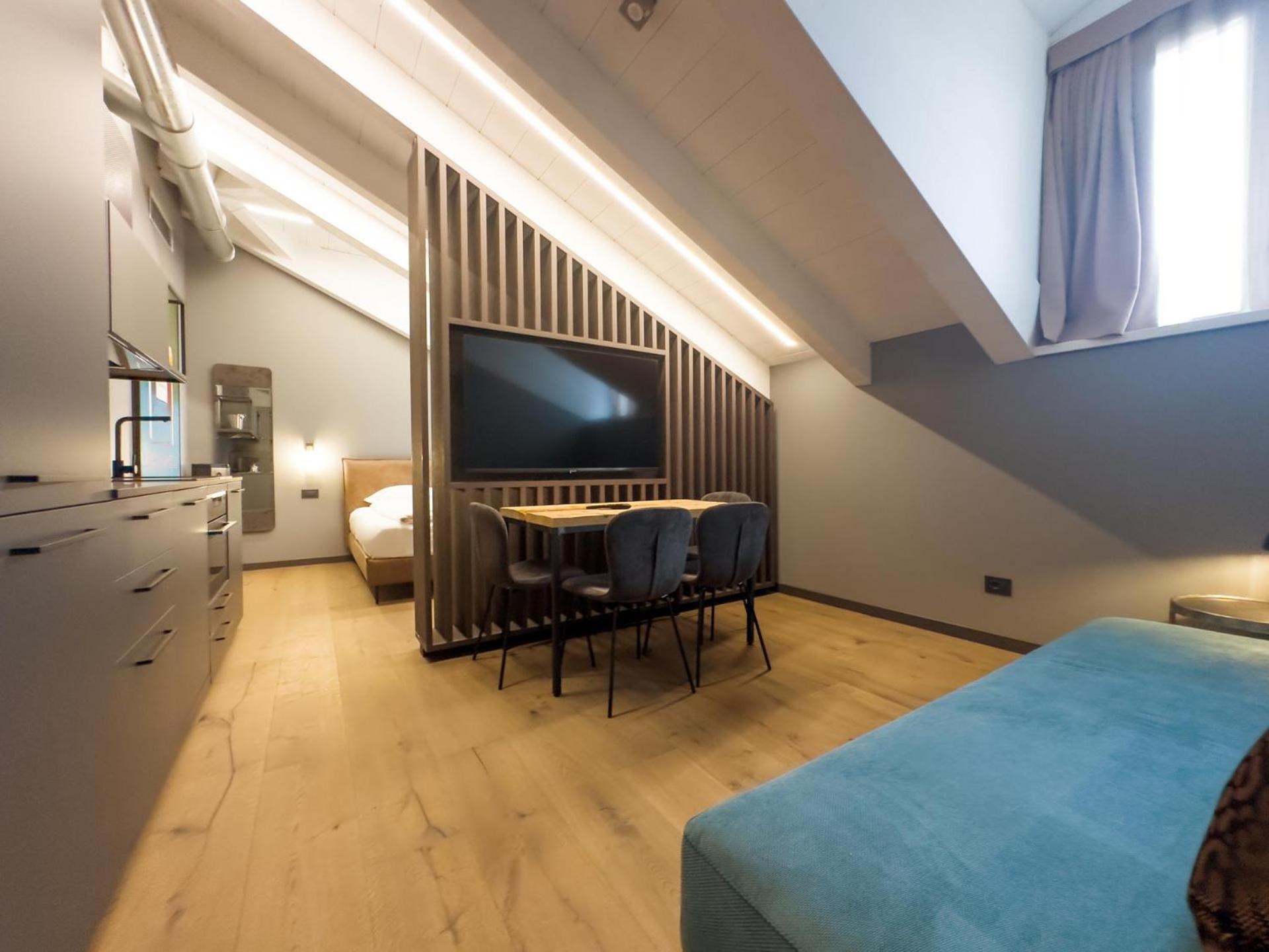 Hotel Ar Suites&art *