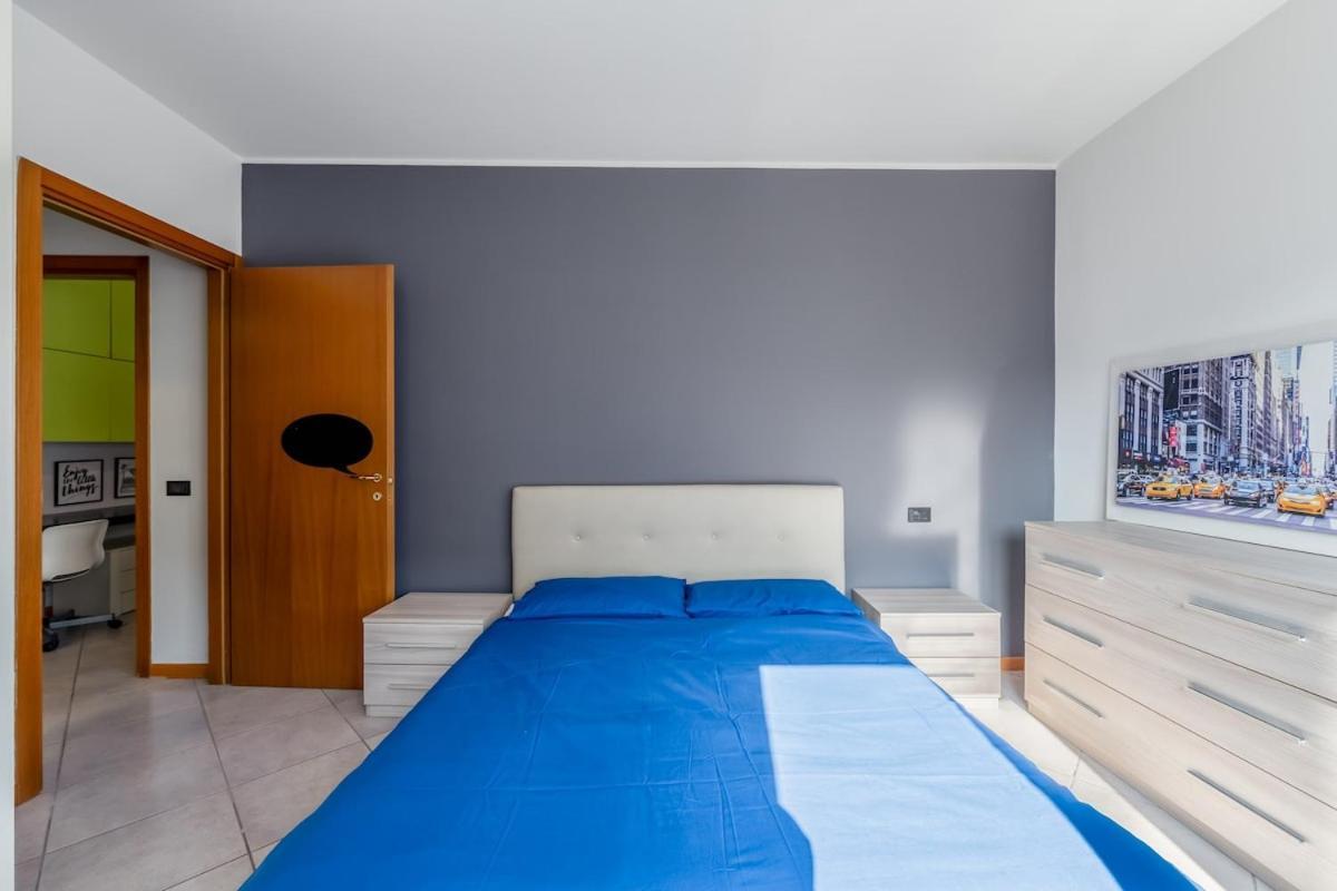 Smart W Workspace In Apartment Bergamo