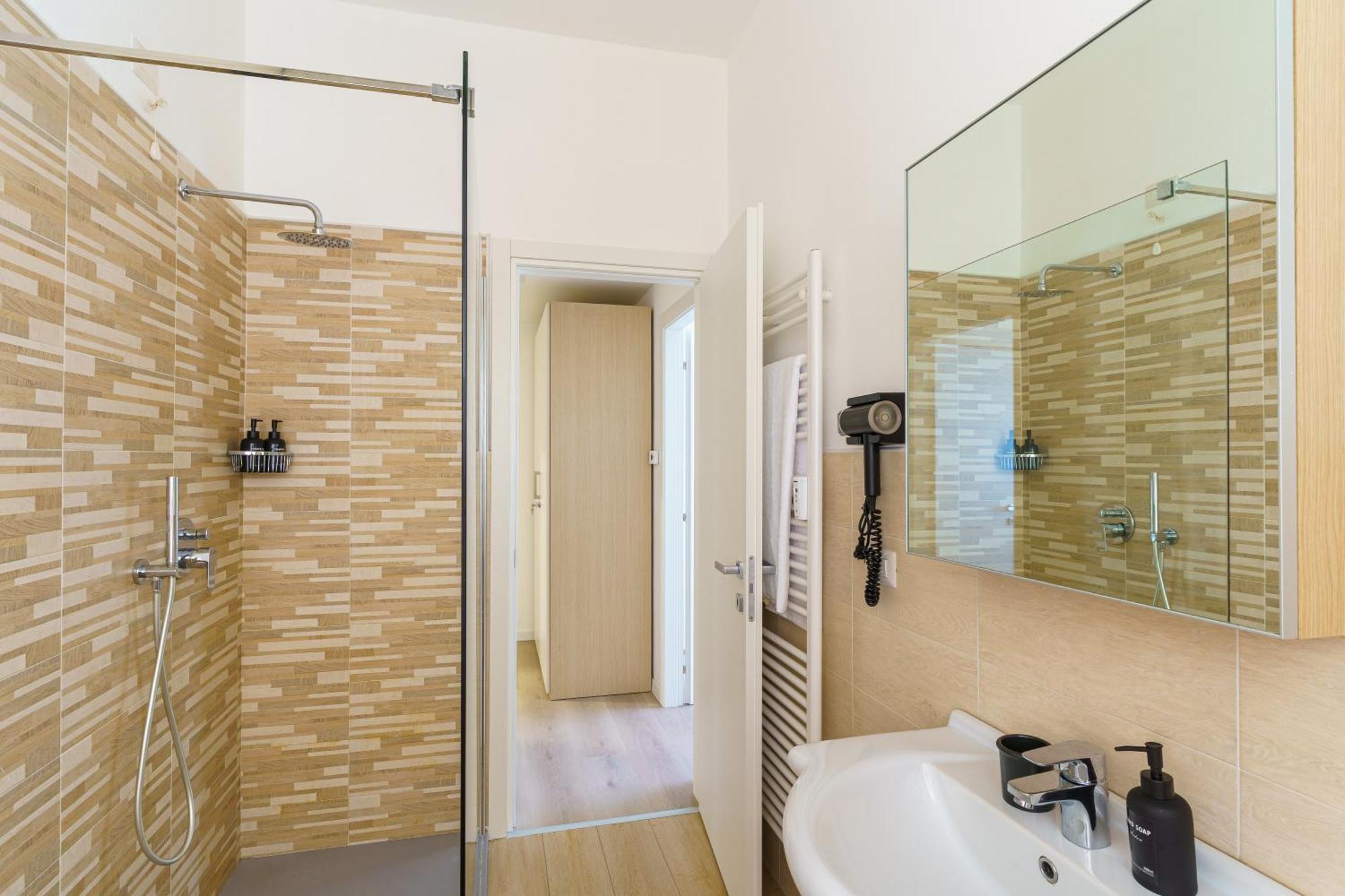 Hideout Apartment *
