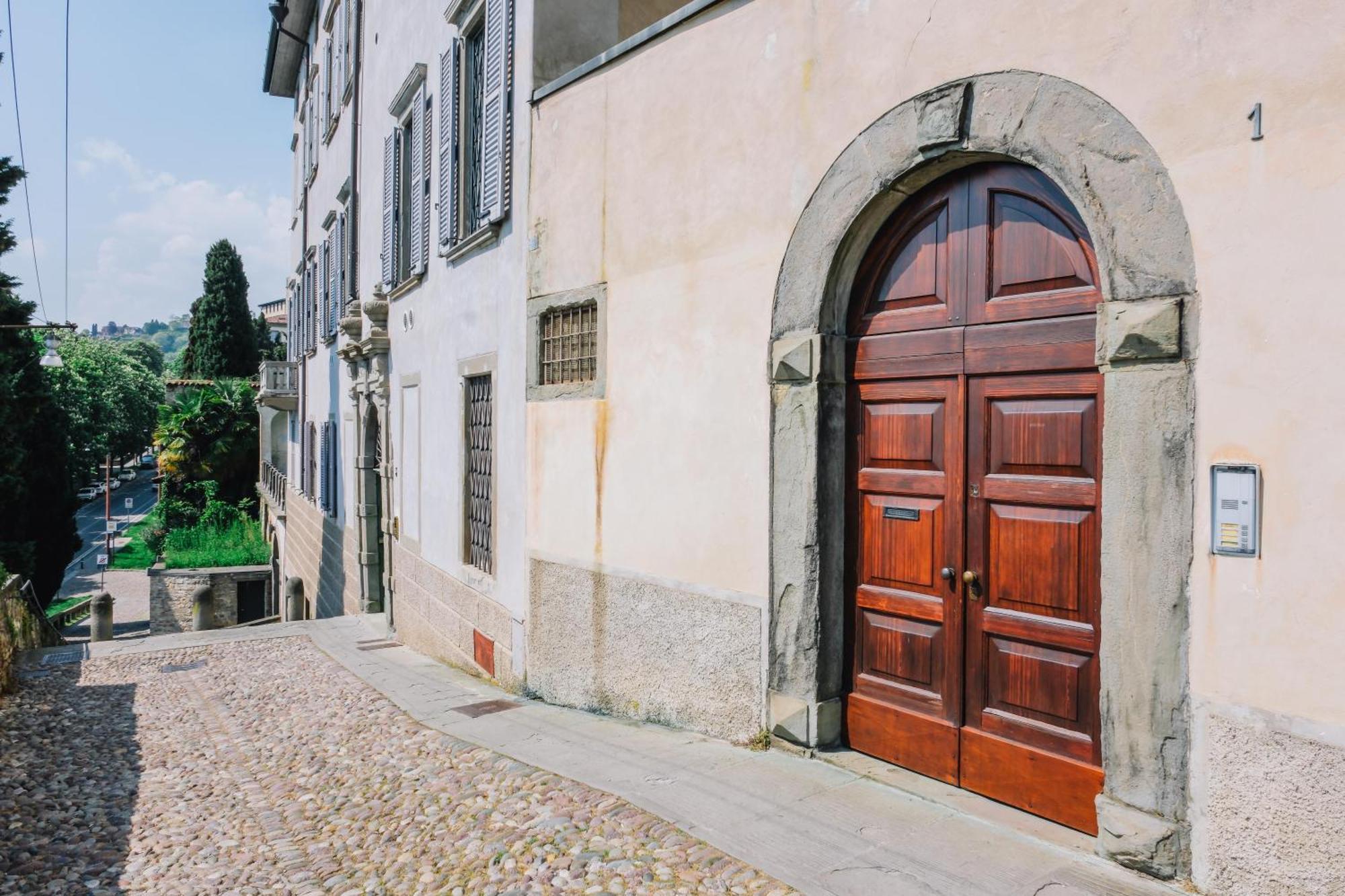 La Loggia Sulle Mura *
