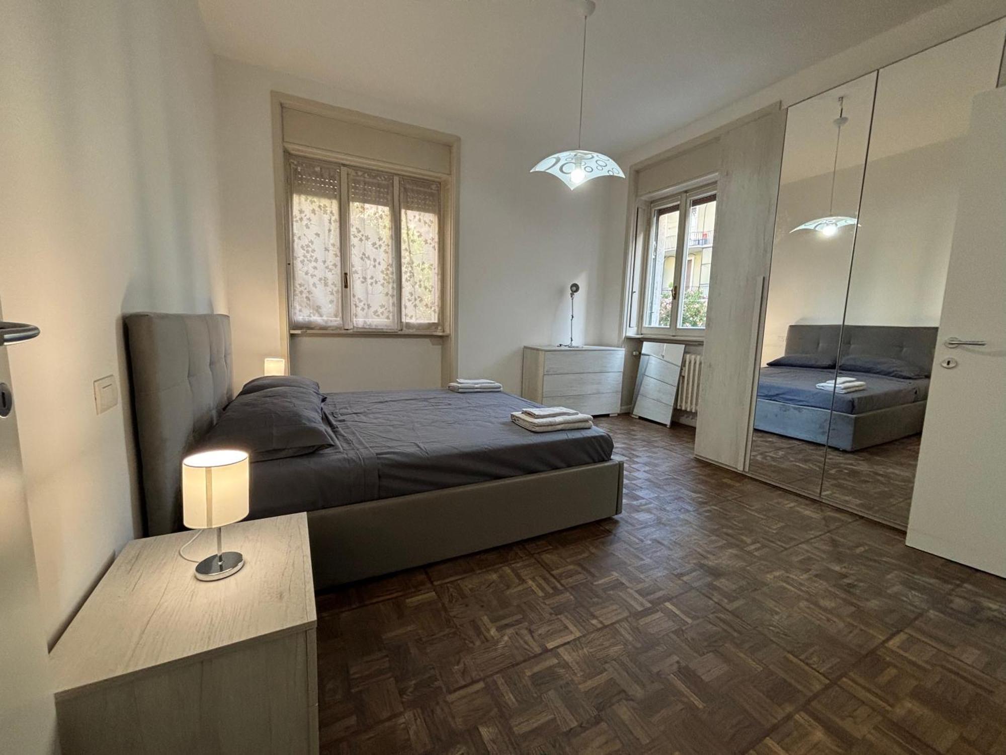 E Spazioso Con 3 Camere, 3 Bagni E Terrazzo