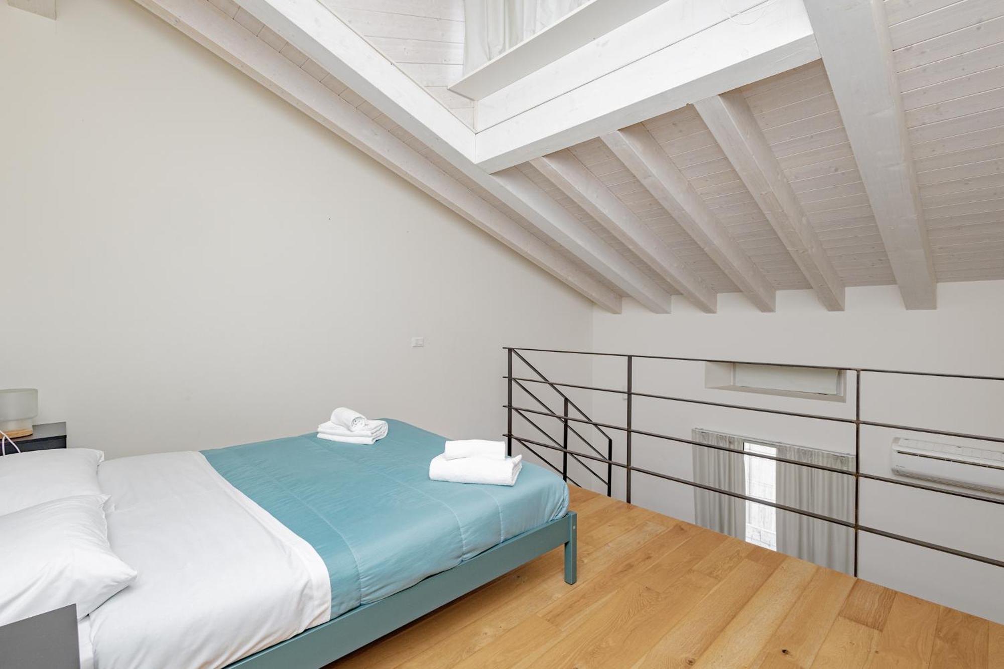 Apartment Flo Three 3 *