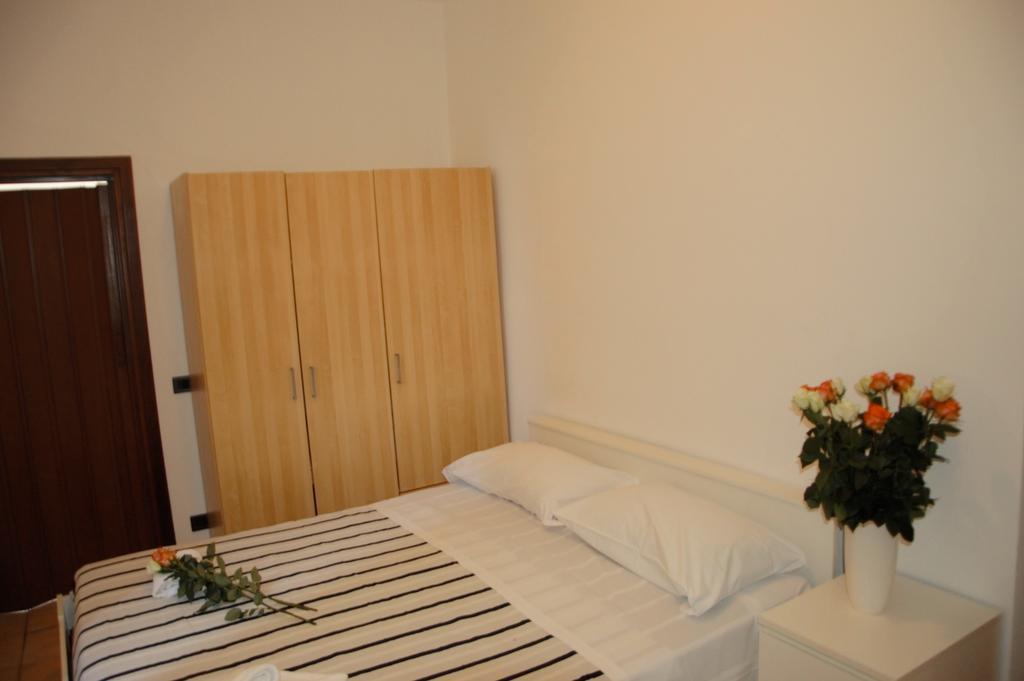 Zaffiro Blu Airport Bed & Breakfast 2*