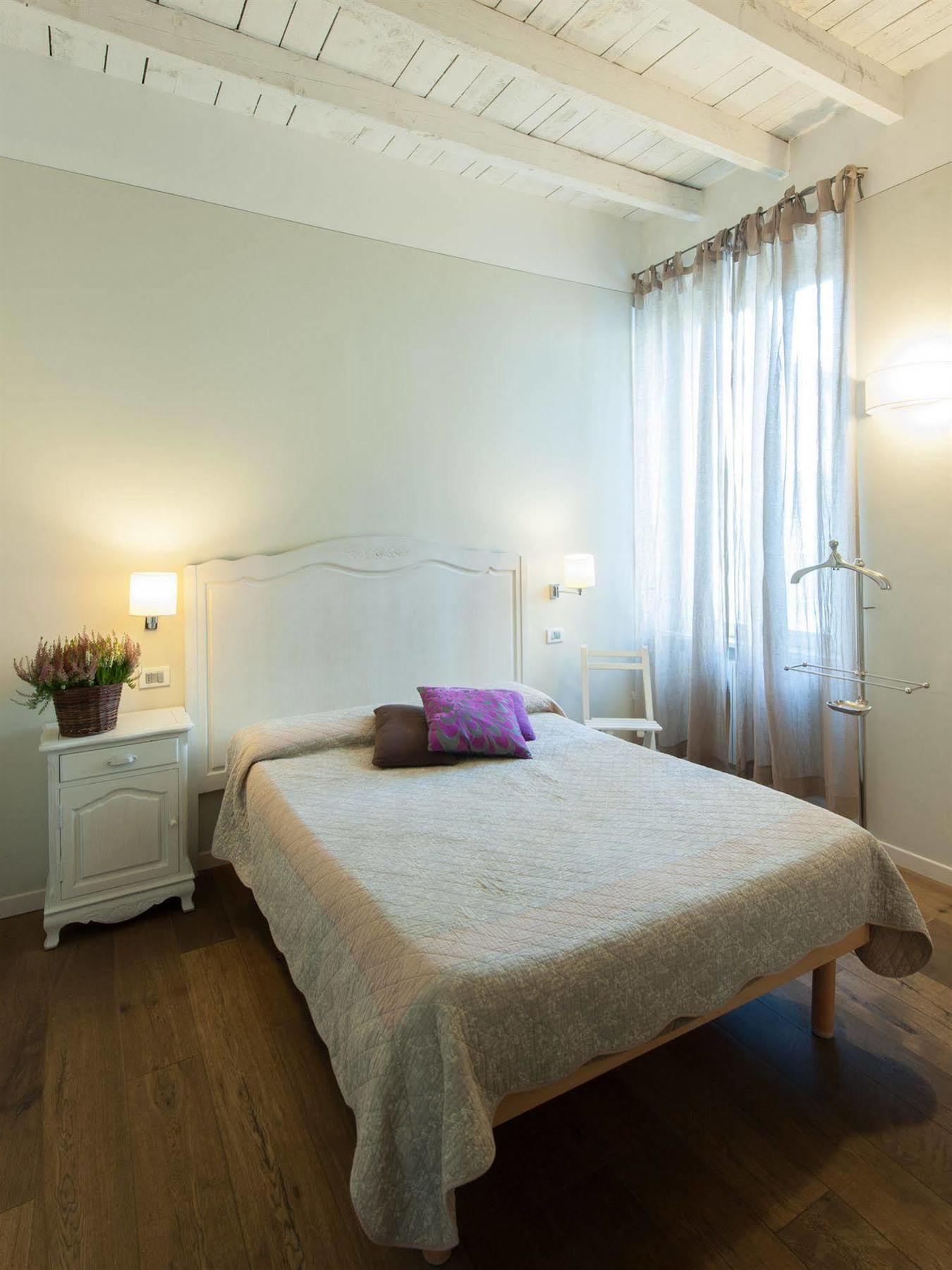Bed & Breakfast Cece E Simo 2*