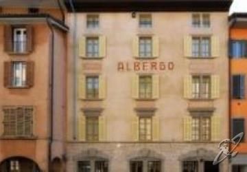 Petronilla - In Hotel Bergamo