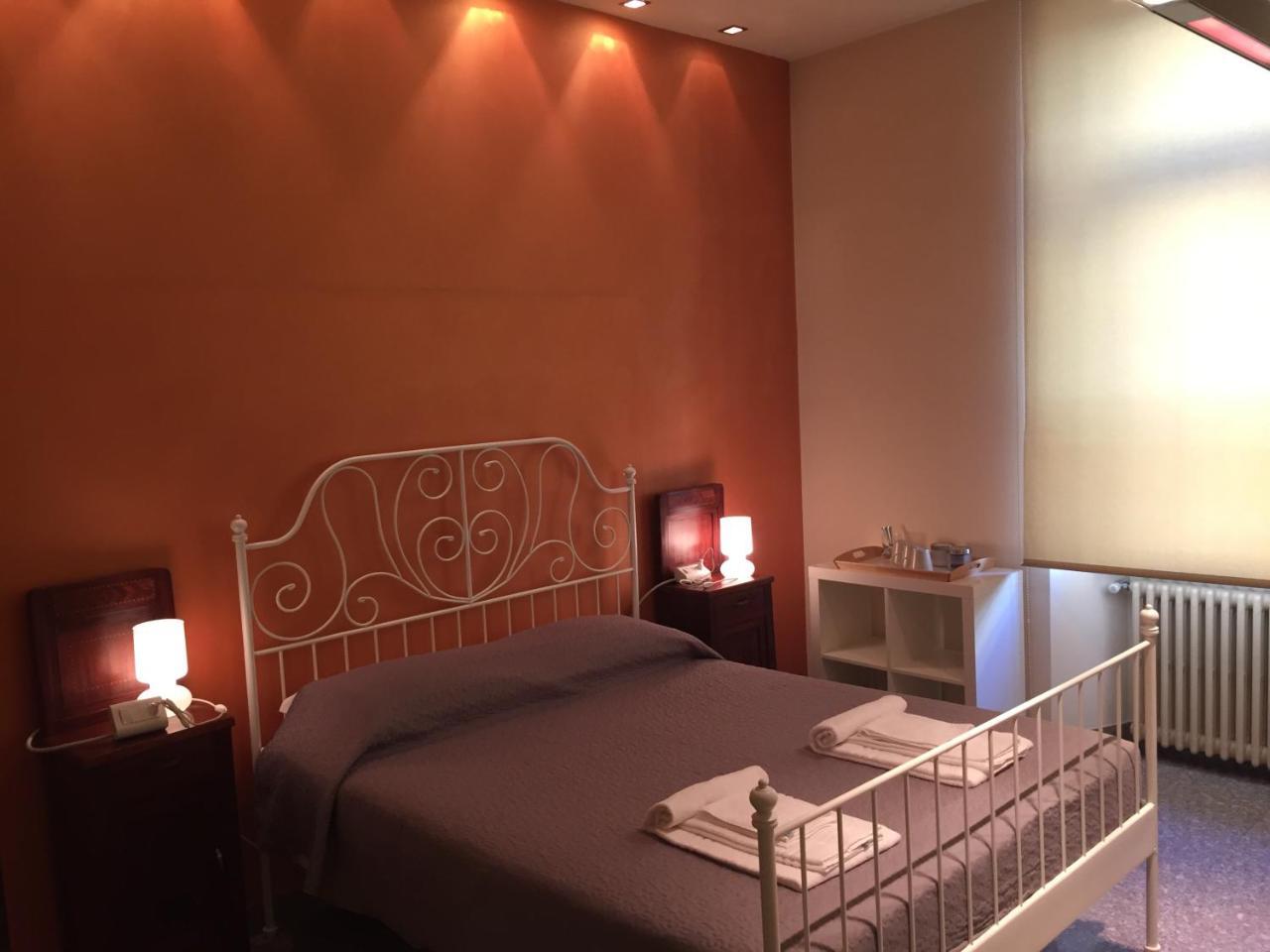 Guest house Center