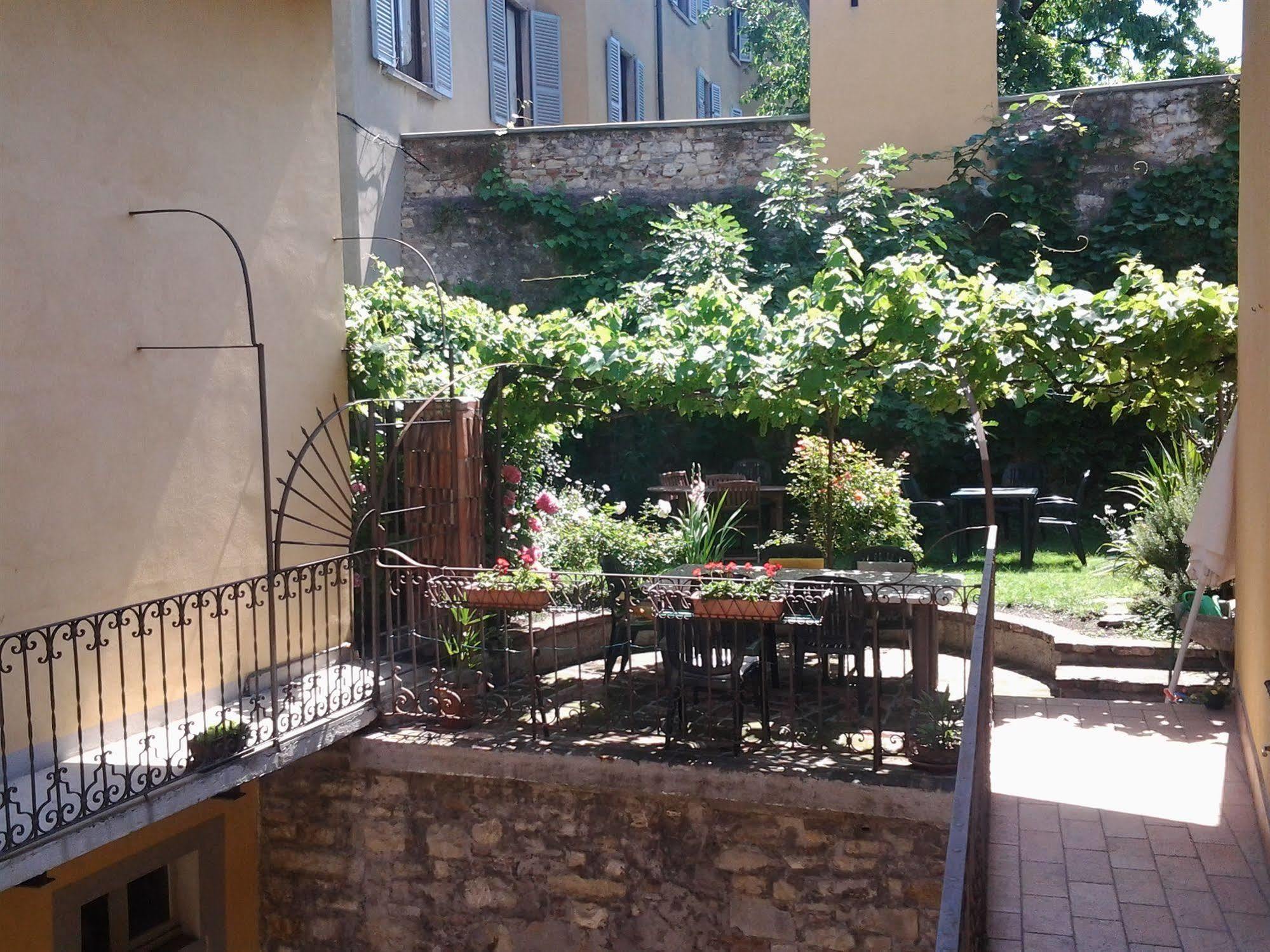 Casa Mario Lupo - And *