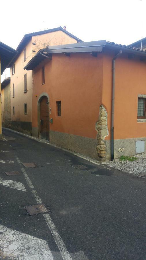 Borghello 2level Airport Apartment