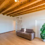 Pareto Apartment