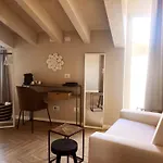Gatto Bianco Rooms 42