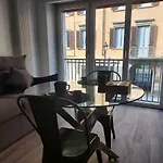 111 Suite Apartment