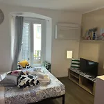 Feel - Vivid Apartment