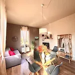 Jumbo Flat In Bergamo