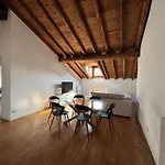 Loft Mansardato Sullo Skyline Di Bergamo