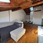 Loft Mansardato Sullo Skyline Di Bergamo