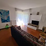 Django\'S Apartments
