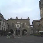 1929 Castle Guest