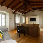 Relais San Vigilio al Castello