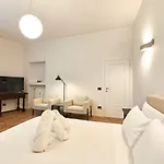 Casa Vacanza Del Barone Via Paglia 33