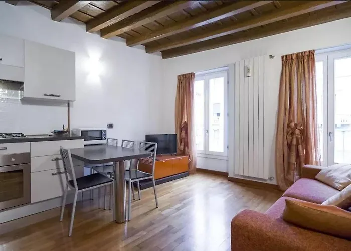 Amazing, Modern And Very Central Apartment In Bergamo