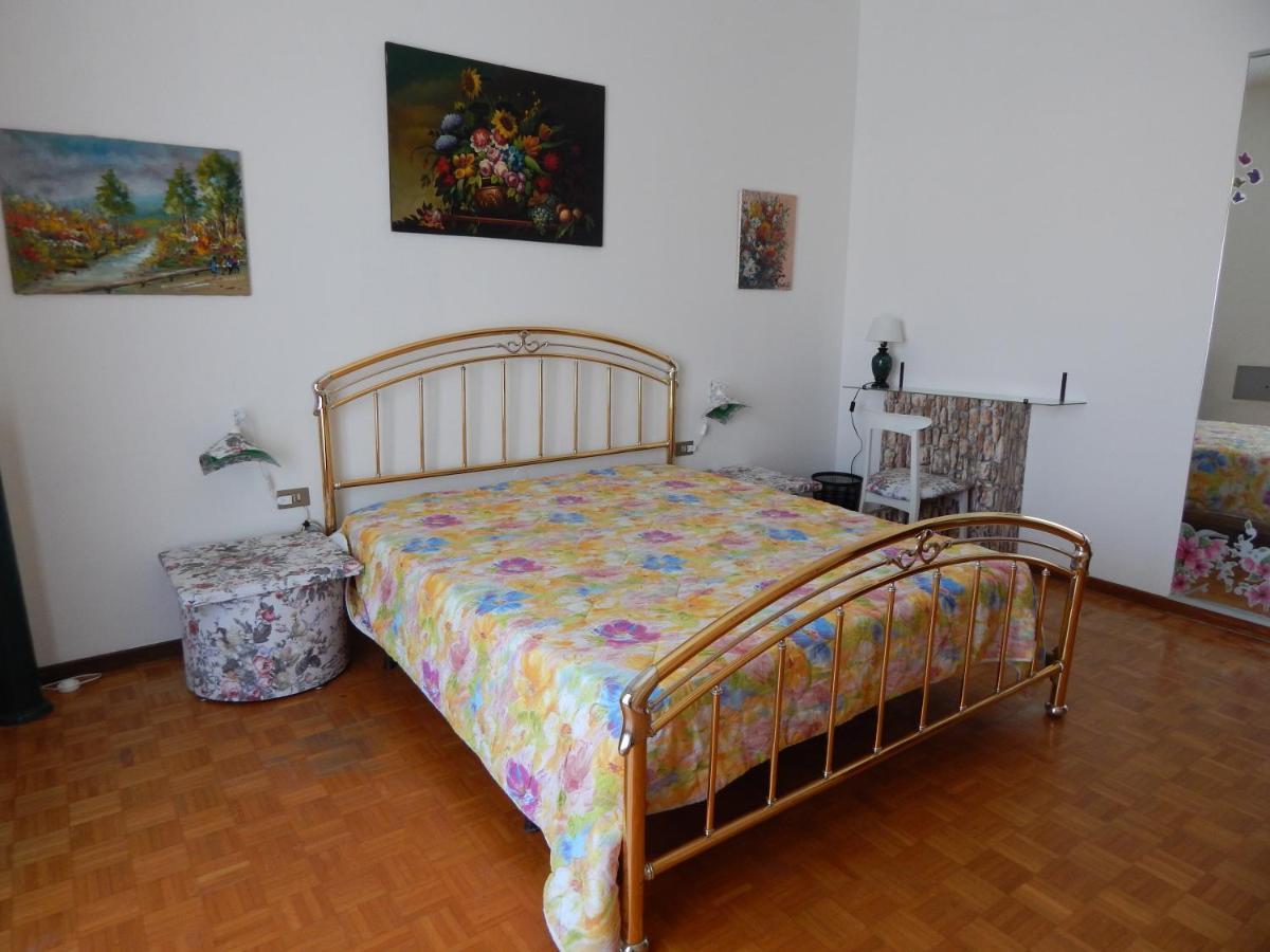 Clotilde Guest house *