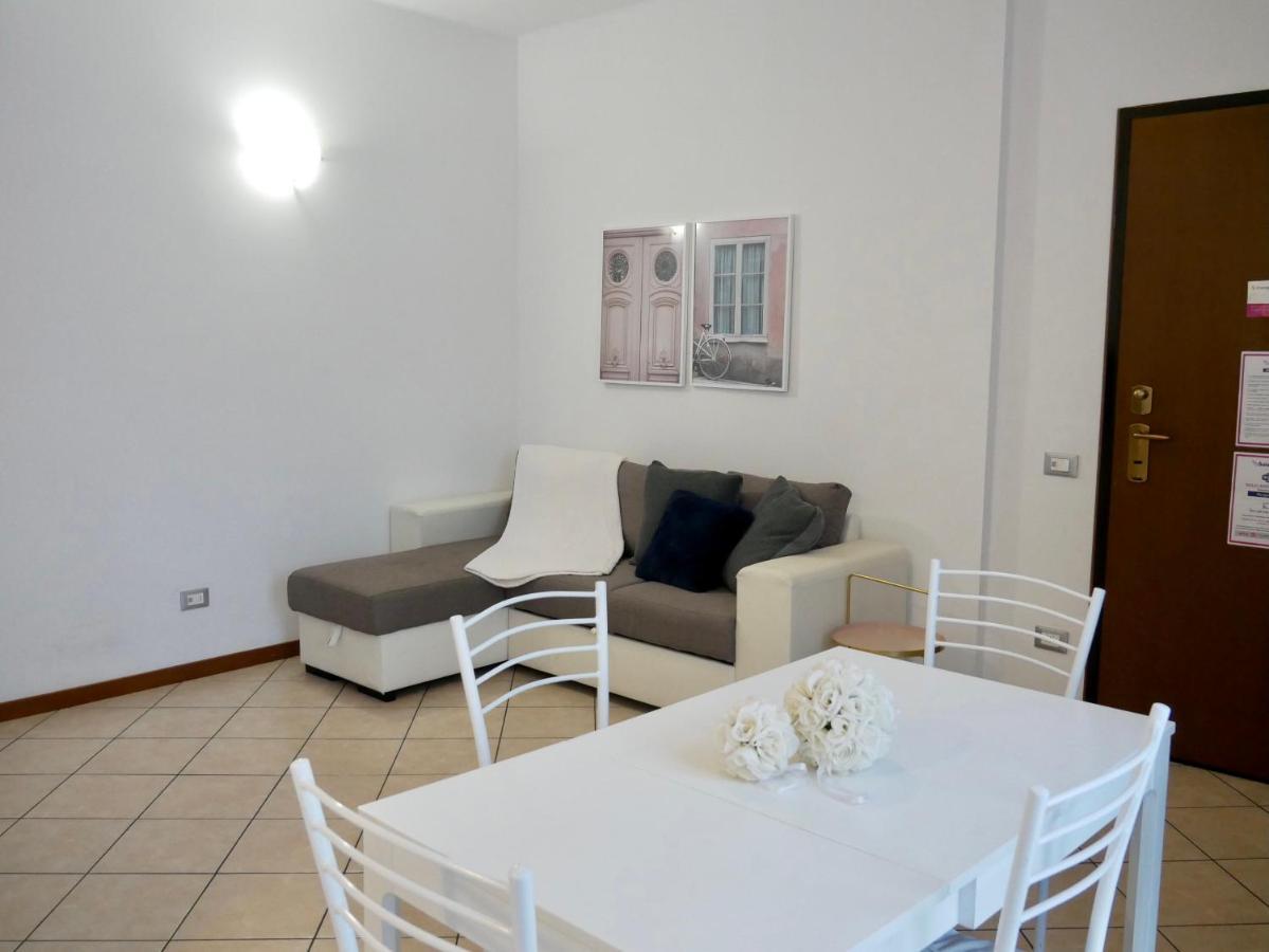 Diadema Pink - Immobili E Soluzioni Rent Căn hộ *