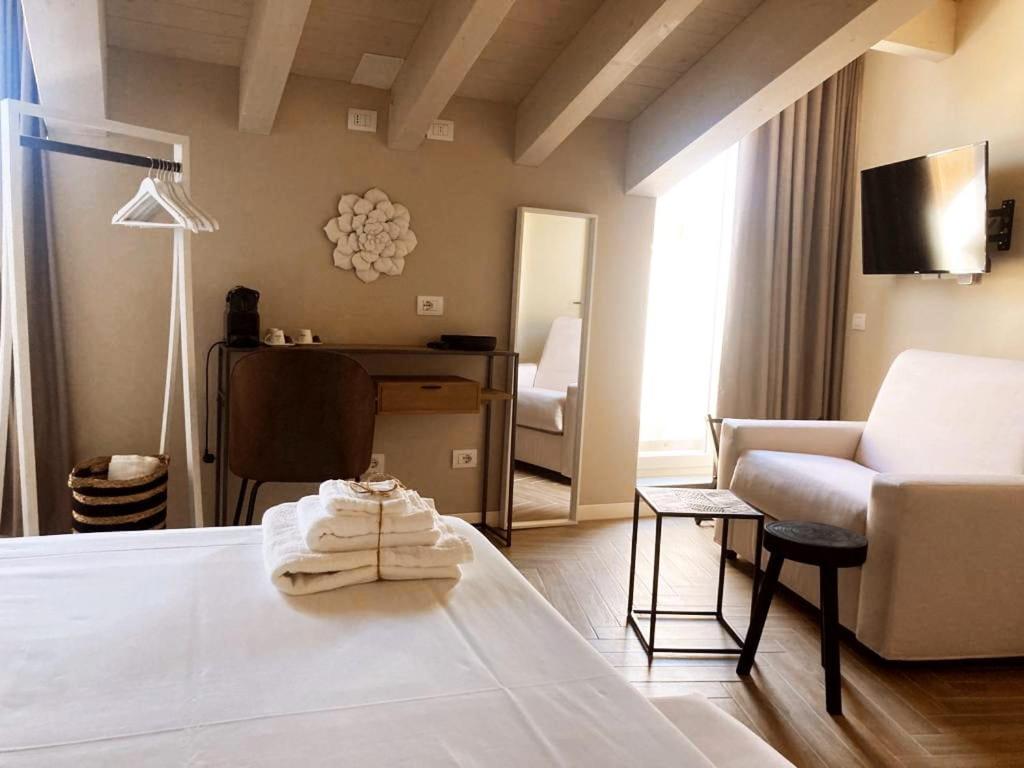 Gatto Bianco 42 Guest house Bergamo