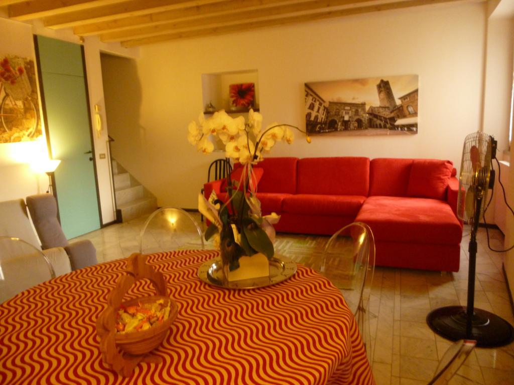 Dimora Del Riccio 2 *