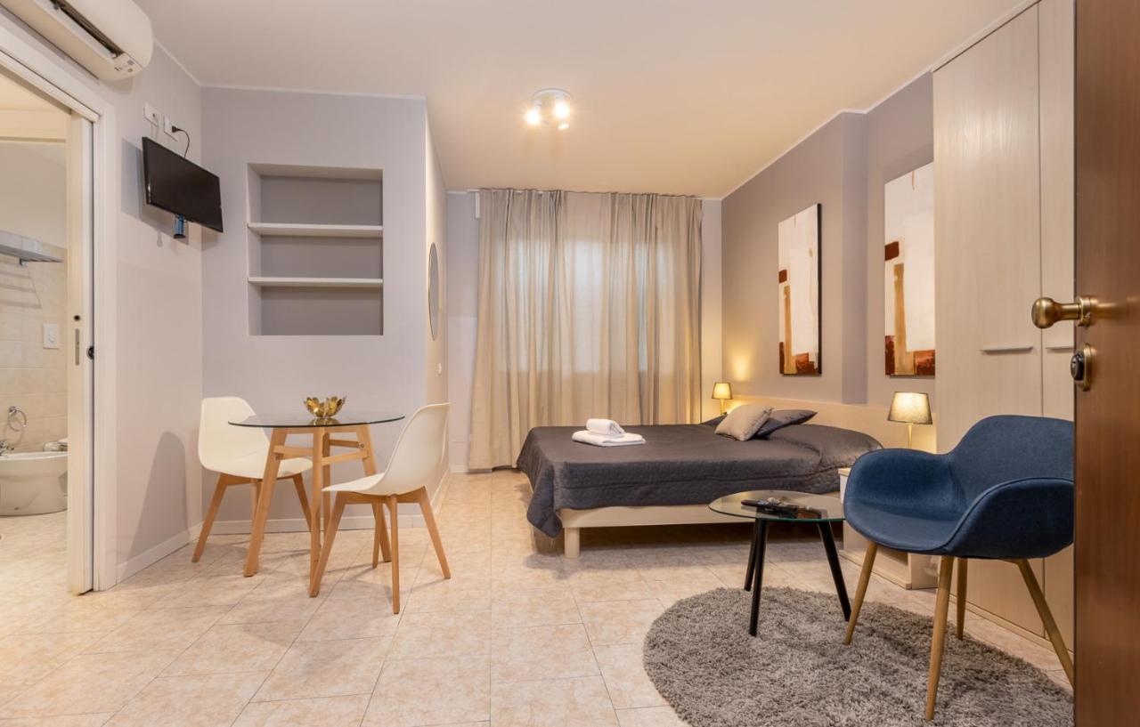 Apartment Hb Casevacanza *