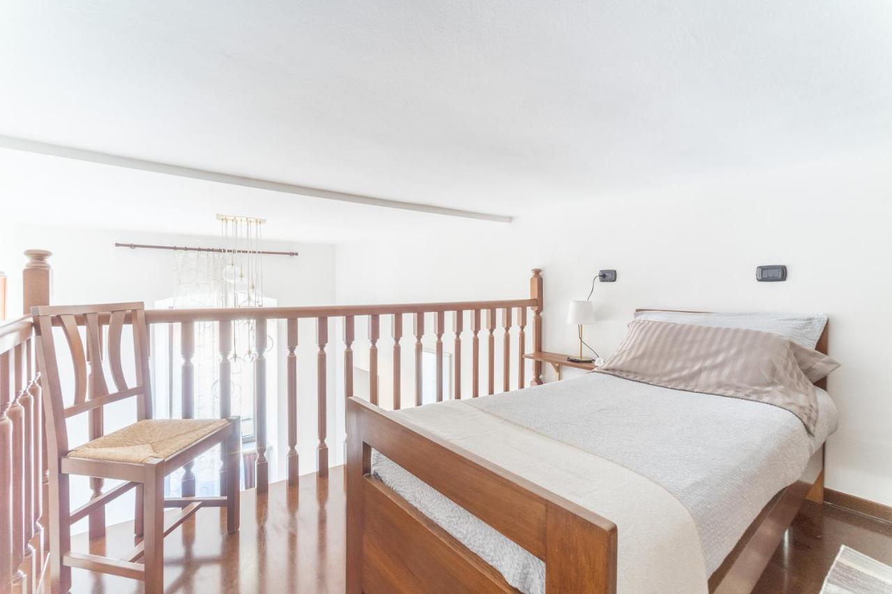 Grand 1845 Apartment *