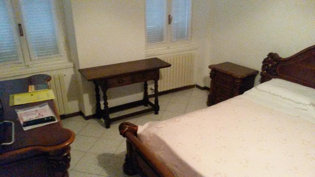 Bed & Breakfast La Casa Del Nonno Zambonate 2*