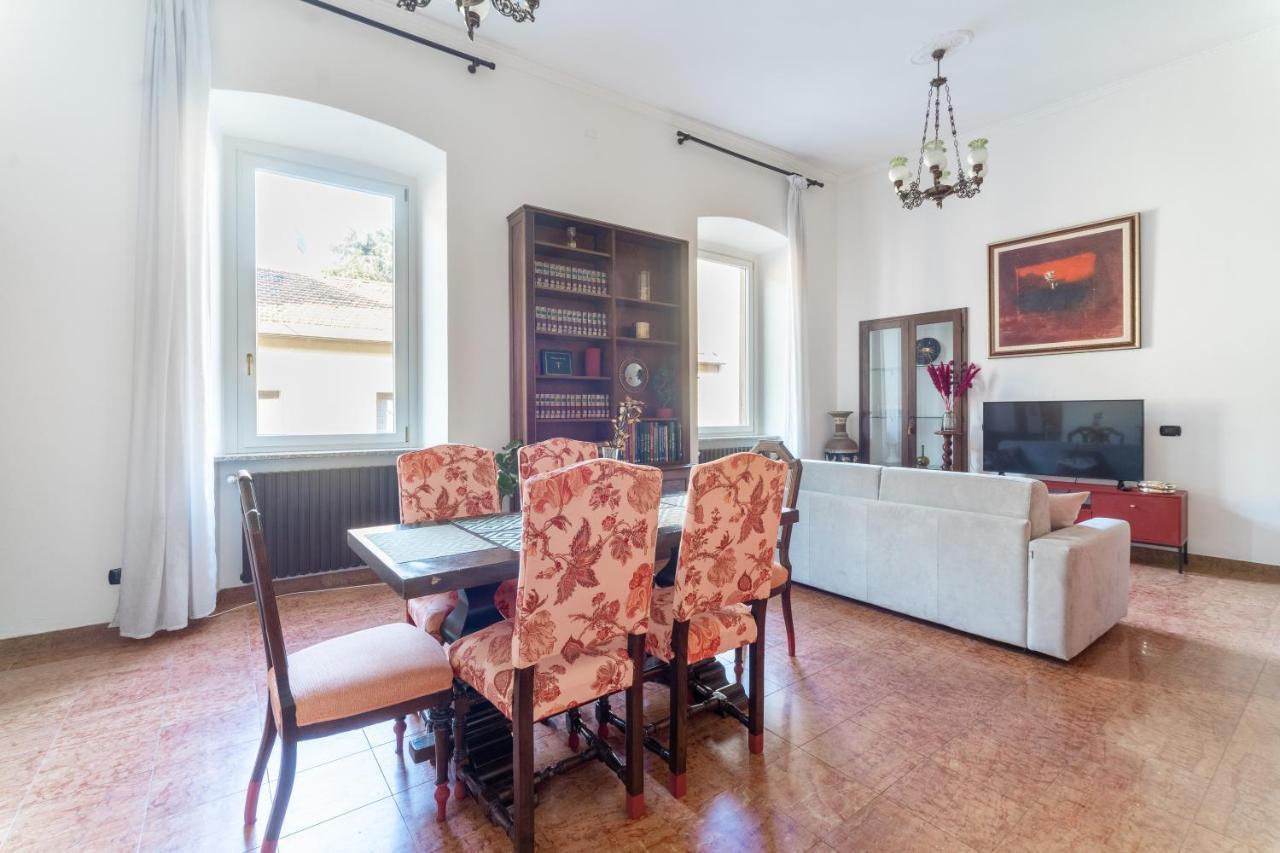 Apartment Grand 1845 *