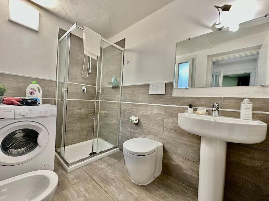 Near Train Station Luxury House 5 Beds * Bergamo