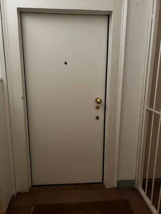 Nur 1 Apartment
